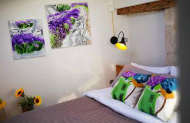 cres art studio kuning apartment - Foto 1