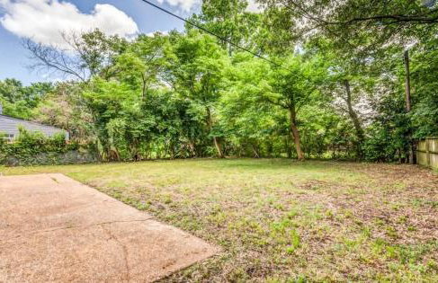 Fenced Yard Centrally Located-Parkway Village Pad - Foto 41