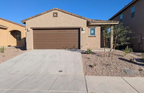 Spacious 3BR Home - Near Saguaro NP, Pool, Playground, EV Station L2, AC - Foto 1