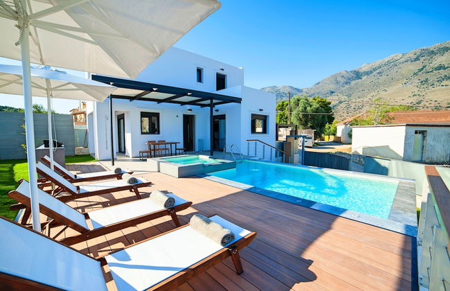 Perla Villas with Heated Pool - Foto 40