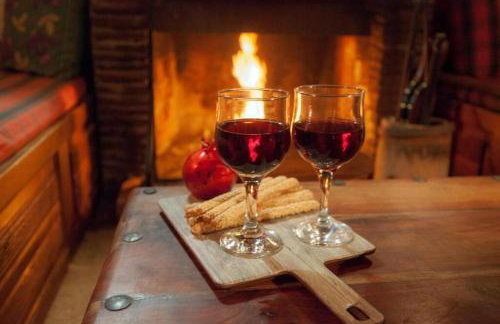 Dandy Villas Agoriani - Chalet Kallisti - Fireplace - Up to 6 - Foto 2