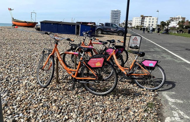 Worthing Beach 180 - 2 bed Seafront With Parking - Foto 9