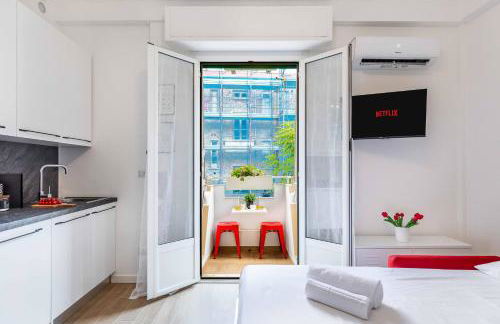 Prada & Bocconi - Cozy Studio, Fast WiFi, Tram - Foto 2