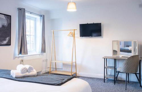 Contractor‑Heaven 5BR Home 4.5 Baths Wakefield - Foto 24