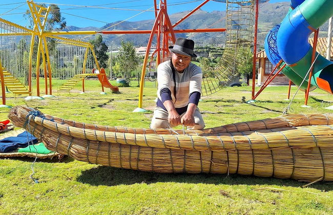 Paseo en canoa por el lago San Pablo - Foto 1