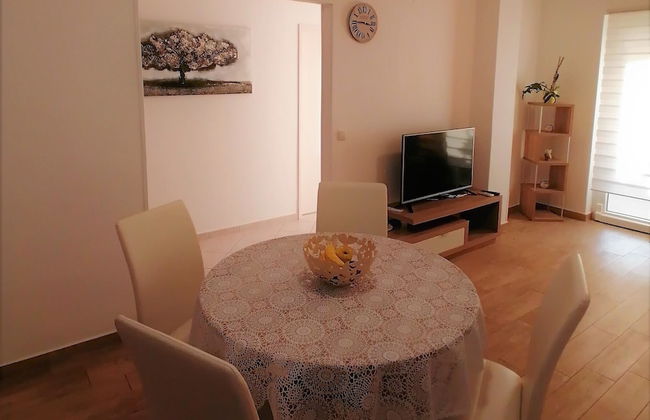 Impeccable 2-bed Apartment in Rab - Foto 23