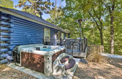 Secluded Table Rock LakeandBranson Cabin with Hot Tub! - Foto 3