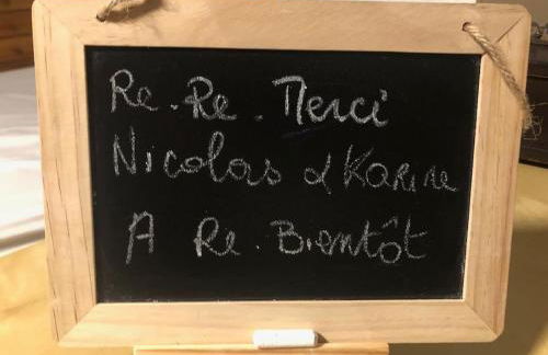 Studio de charme pour séjour tranquille à deux - Groupama Stadium - LDLC Aréna - Fiducial Astéria - Eurexpo - Aéroport St Exupéry - Base nautique du Grand Large - Foto 60