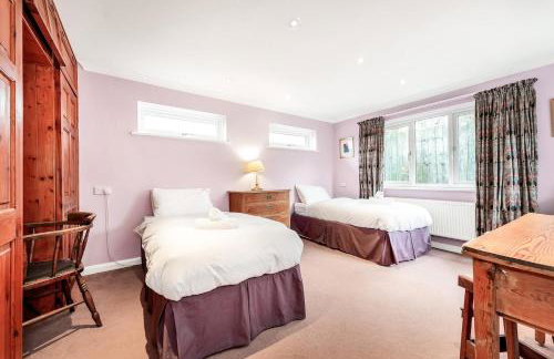 2-Bed Home with Free Parking - 2 min Walk to Bus - Foto 4