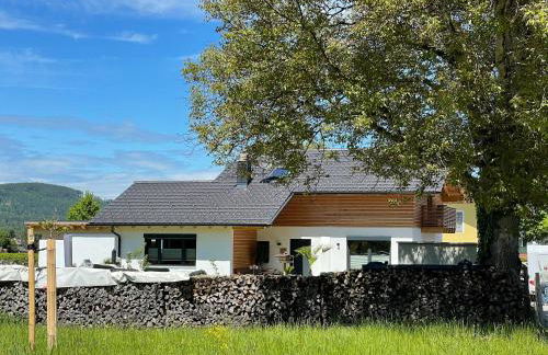 Römer Appartement mit sonniger Terrasse - Photo 1