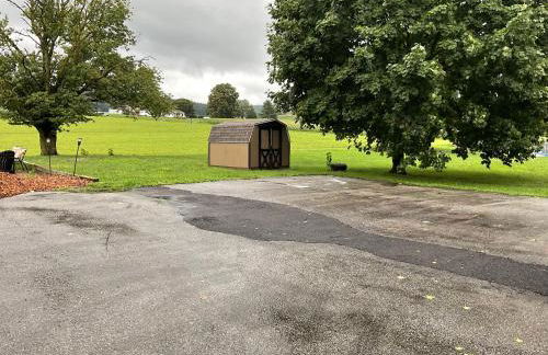 Amish Country Stay w/ Buggy Ride - Foto 31
