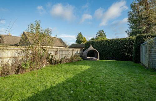 Charming Pet-Friendly Family Cottage in Eynsham - Pass the Keys - Photo 30