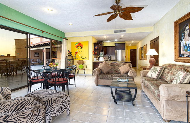 Casa Frida Massive Condo Sleeps up to 12! - Foto 31