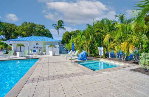 Bright 2BR Condo with Breathtaking Ocean View - Foto 6