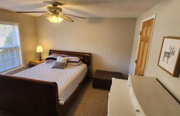 Chandler Hill Base Camp - Enjoy A Nature Getaway in this Rustic Home in the Mountains, 10 minutes from Sunday River Ski Mountain! home - Foto 48