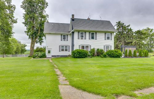 Fire Pits, Views and Yard Luxe Mt Horeb Getaway! - Foto 39