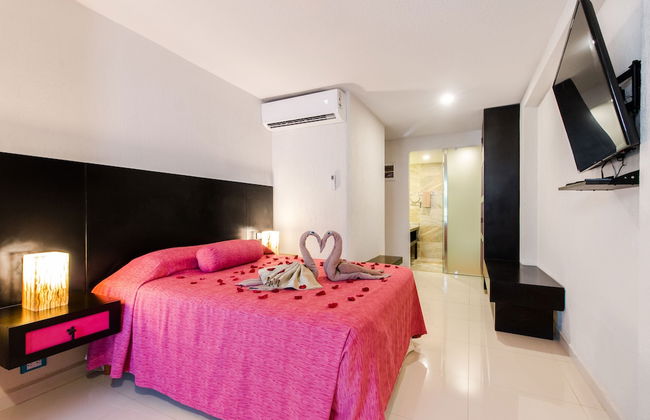 Suites Corazon - Photo 17