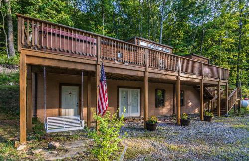 Family Cabin on 6 Acres with Lake Access and Hot Tub! - Foto 20