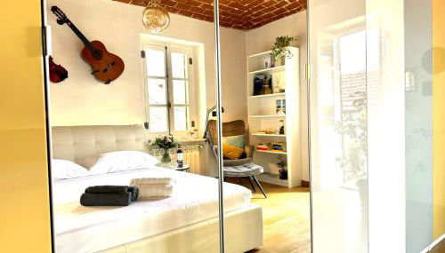 Bricks House - Photo 1