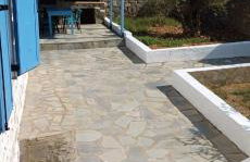 Olive House - Photo 11