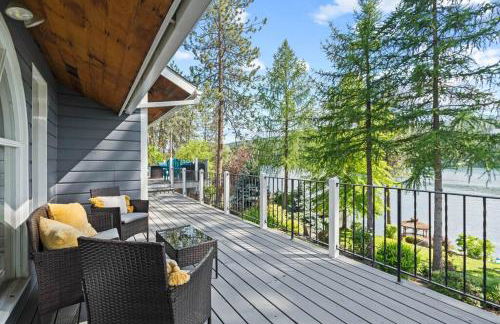 Luxe Lake Home Reflect Recharge and Reconnect - Foto 46