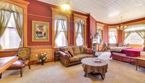 Downtown Yankton Suite Walk to Restaurants! - Photo 4