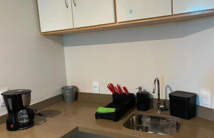 Flat Bahamas 9º andar, reformado e com vista - Foto 10