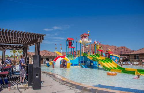 PV 110 Themed Rooms, PS4, Ping Pong, Pack n` Play, Electric Fire Place, Games, and More - Photo 36