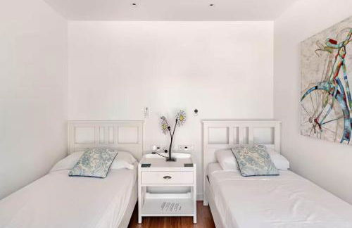 Villa Tesoro, Port Adriano, Sunny South West, Close to Beach, Large Pool, Tennis Court - Foto 48