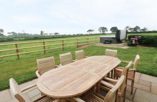 Copybush Cottage - Photo 38