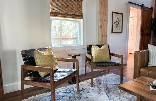 Lakeside Cabin - Serene Retreat with Lake Monroe Views and Wraparound Deck in Brown County - Foto 38