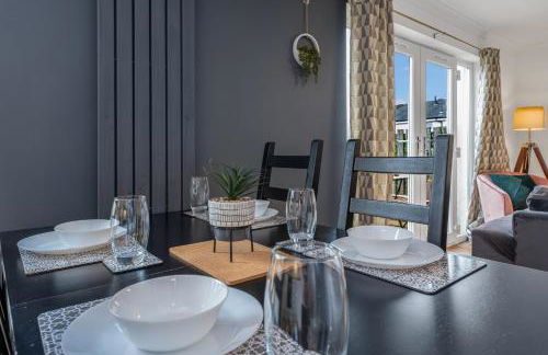 Cheerful Stays - Livingston - 4 Bedroom 3 Bath home - Foto 15