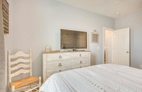 Private Beach and Deck Bayfront Home in Hayes! - Foto 20