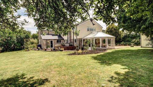 Meadow Cottage - Photo 3