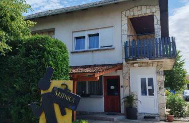 Skitnica Red door - Photo 2