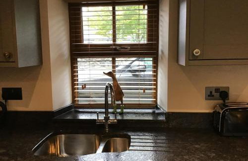 Renovated 2 bed Cottage in Ulverston, Garden with Views - Foto 23