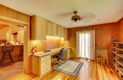 Private Walterboro Estate with Deck and Fire Pit! - Foto 6