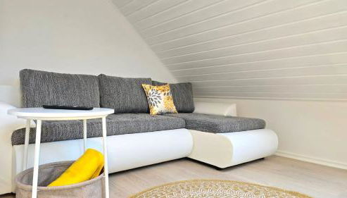 HAPPY HOMES YELLOW - Dein stylisches Design-Apartment - WLAN - Netflix - Parkplatz - Foto 5