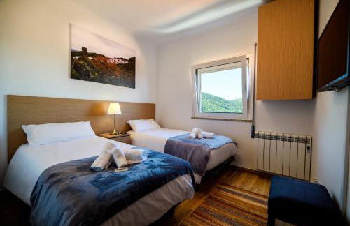 Casa do Beco - Fabulous 3 Bedroom House with an Office, Seia, Serra da Estrela - Foto 17