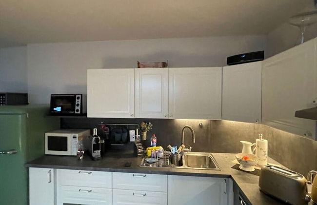 Place to Be Modern Retreat - Photo 3