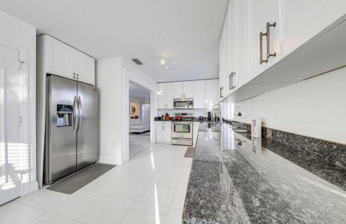 3 Mi to Beach! Poolside Escape in Fort Lauderdale - Foto 10