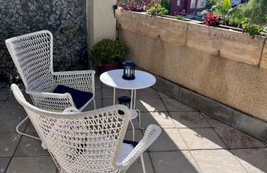 GATU Villa Atardecer en la playa de las Redes " Preferente mayores de 21 años y familias " - Foto 3