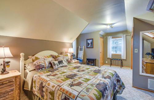 Charming Butternut Lake Getaway with Deck and Dock! - Foto 15