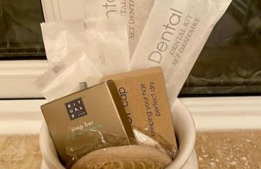 Shoreline hideaway - next to the beach - Foto 23