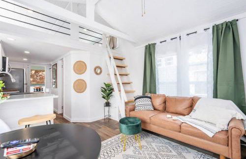 6 A Little Wanderlust Lux Tiny House, Firepit, Boat Parking, 5 Mins to Lake, Downtown - Foto 22