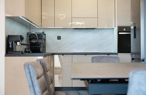 Apartment Rina with Heated Jacuzzi - Photo 4