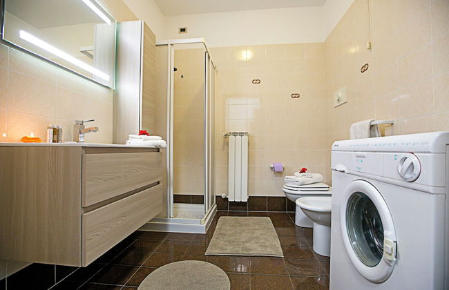 Borgo Degli Ulivi shared pool- 200m lake - Foto 8