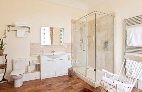 Cornish Castle - Photo 16