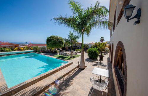 Private Villa with three separate apartments - Foto 25