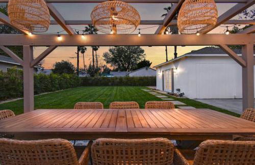 Beautiful 3 Bed Home with a Large Back Yard Outdoor Space - Foto 35